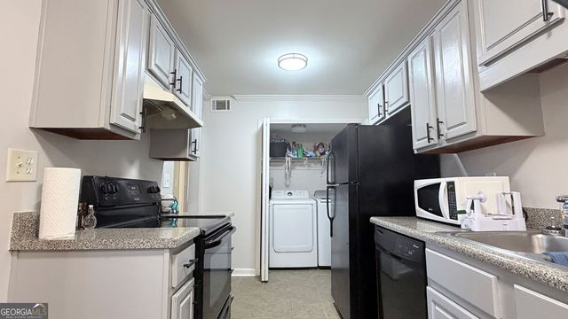 201 Brighton Point, Sandy Springs, GA 30328
