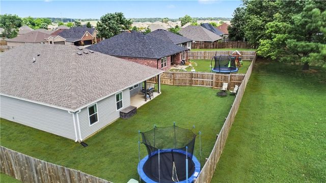 2309 N Heritage Ranch Drive, Siloam Springs, AR 72761
