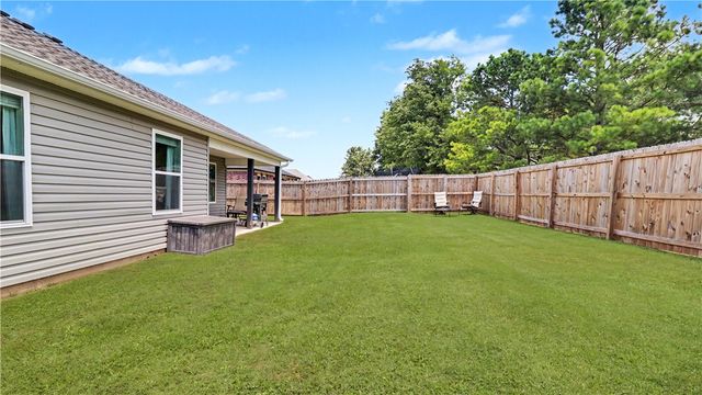 2309 N Heritage Ranch Drive, Siloam Springs, AR 72761