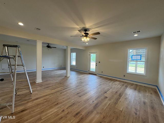 1184 Hawley Road, Blountville, TN 37617