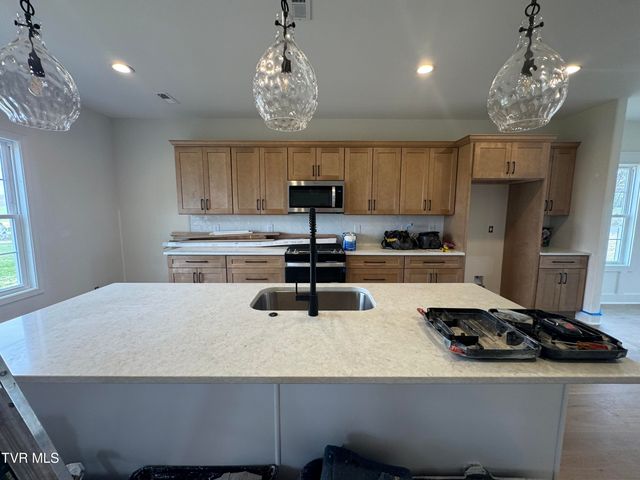 1184 Hawley Road, Blountville, TN 37617