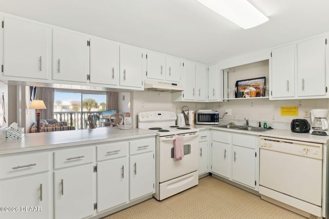 3663 S Atlantic Ave Apt 31B, New Smyrna Beach, FL 32169