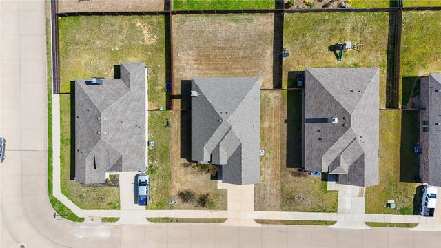 703 Dripping Springs Lane, Cleburne, TX 76033