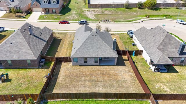 703 Dripping Springs Lane, Cleburne, TX 76033