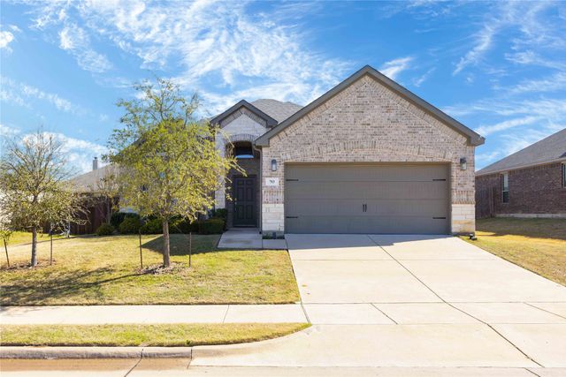 703 Dripping Springs Lane, Cleburne, TX 76033