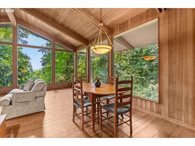 6831 Se BROWNLEE Rd, Milwaukie, OR 97267