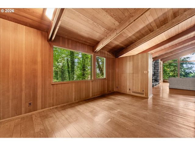 6831 Se BROWNLEE Rd, Milwaukie, OR 97267