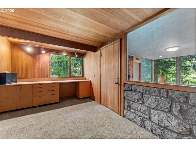 6831 Se BROWNLEE Rd, Milwaukie, OR 97267