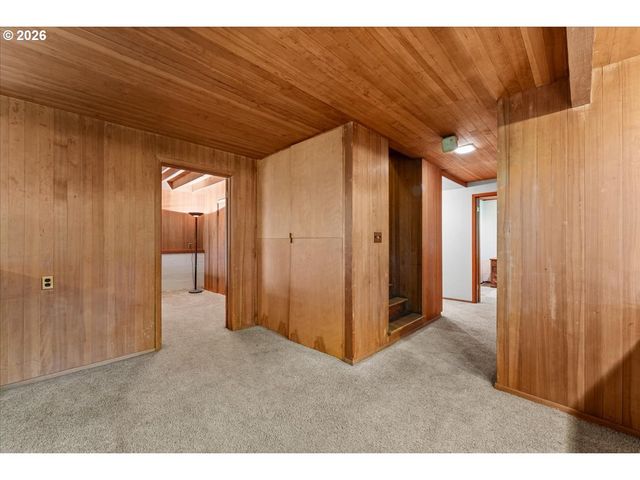 6831 Se BROWNLEE Rd, Milwaukie, OR 97267