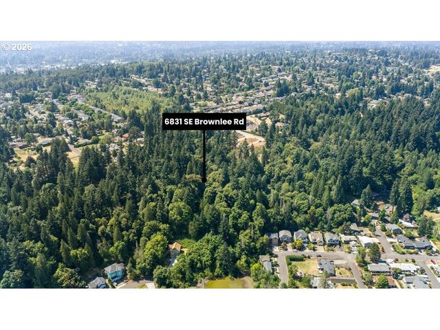 6831 Se BROWNLEE Rd, Milwaukie, OR 97267