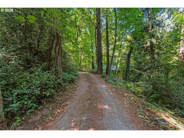 6831 Se BROWNLEE Rd, Milwaukie, OR 97267