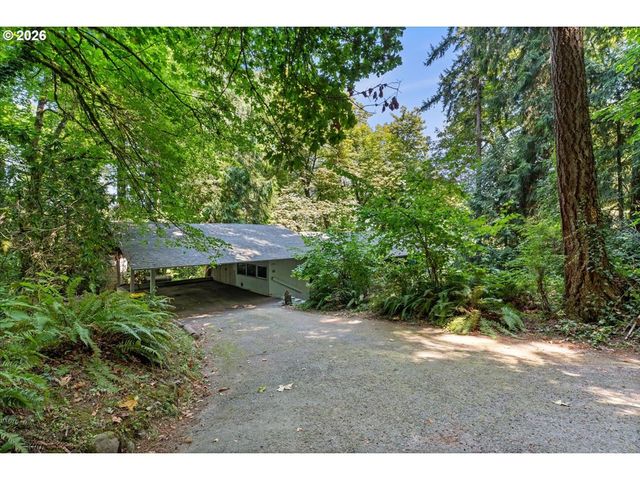 6831 Se BROWNLEE Rd, Milwaukie, OR 97267