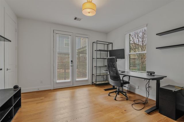 10943 Grove Tree Lane, Houston, TX 77043