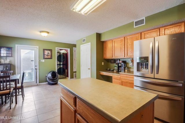 11215 Cypress Bayou Drive, Gulfport, MS 39503