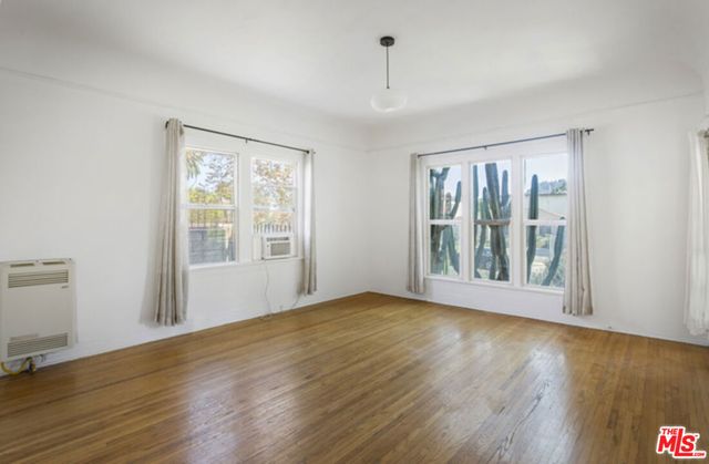 1143 N Commonwealth Avenue, Los Angeles, CA 90029