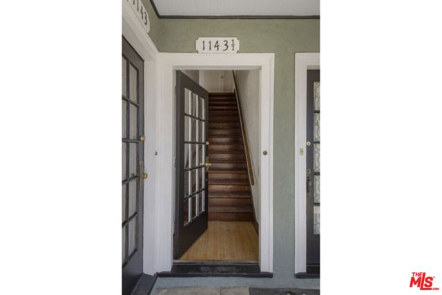 1143 N Commonwealth Avenue, Los Angeles, CA 90029