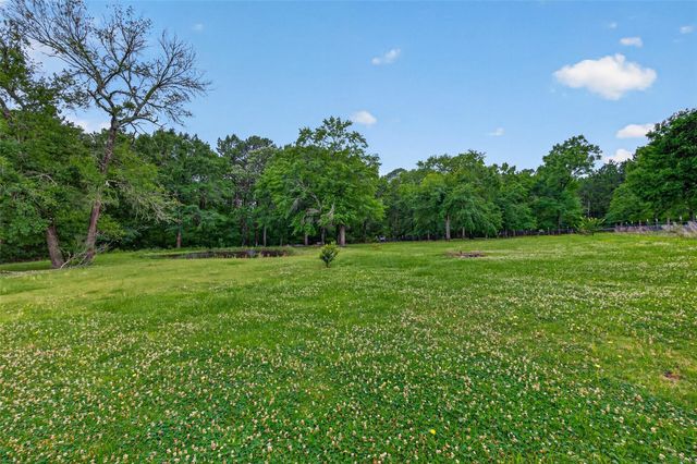 13399 Hill Creek Road, Montgomery, TX 77356