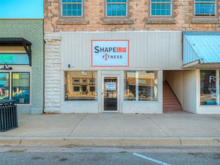 104 N Grand Street, Crescent, OK 73028