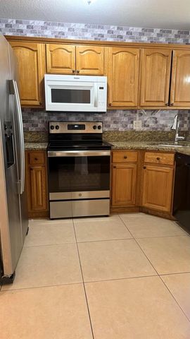 11543 NW 44th Street 2, Coral Springs, FL 33065