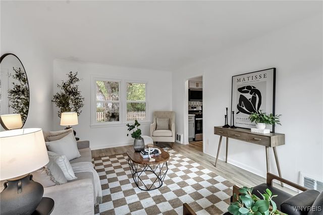 414 Longmeadow Road, Amherst, NY 14226