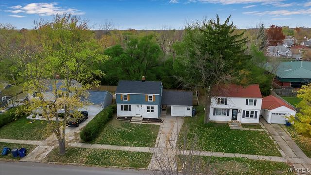 414 Longmeadow Road, Amherst, NY 14226