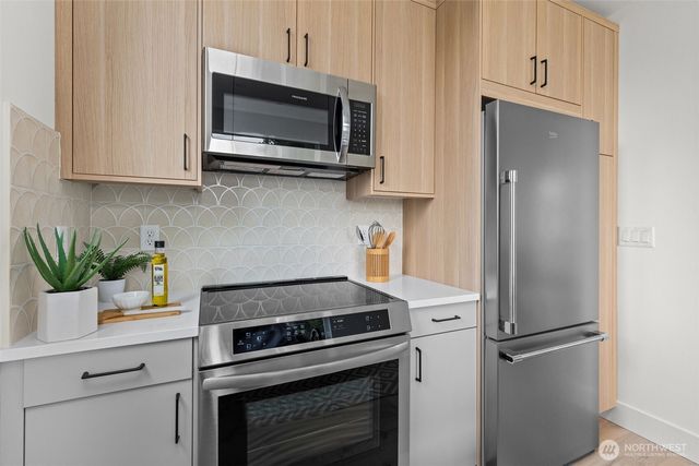 8407 42nd Avenue SW, Seattle, WA 98136