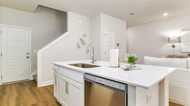 55 Hatten Court, Mary Esther, FL 32569