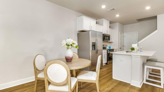 55 Hatten Court, Mary Esther, FL 32569