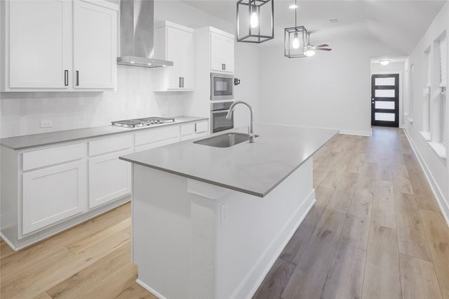 1313 Salt Lick DR, Georgetown, TX 78633