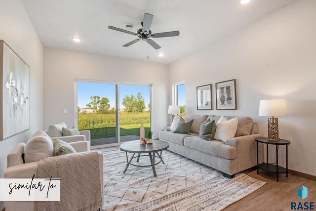 2700 S Broek Dr Drive, Sioux Falls, SD 57106