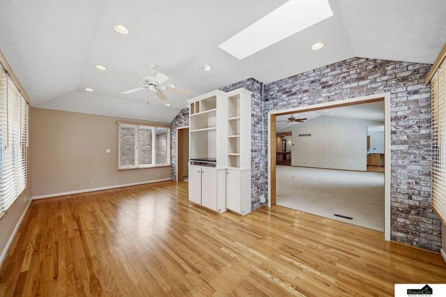 6707 Flint Ridge Road, Lincoln, NE 68506