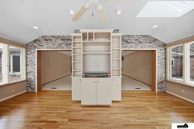 6707 Flint Ridge Road, Lincoln, NE 68506