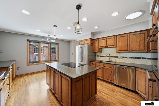 6707 Flint Ridge Road, Lincoln, NE 68506