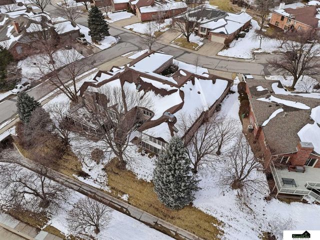 6707 Flint Ridge Road, Lincoln, NE 68506