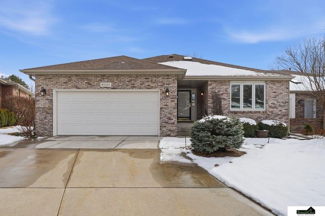 6707 Flint Ridge Road, Lincoln, NE 68506