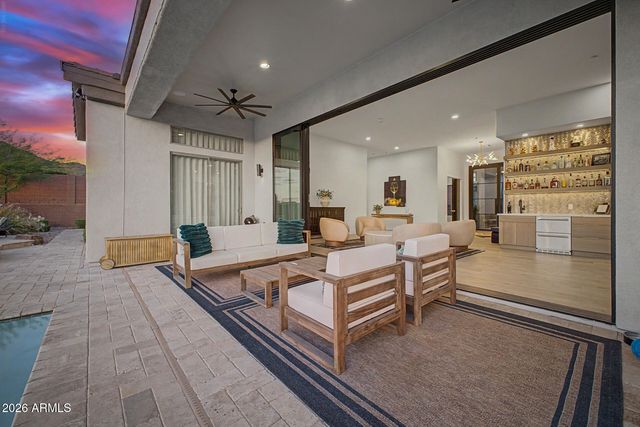 2554 W SHINNECOCK Way, Phoenix, AZ 85086