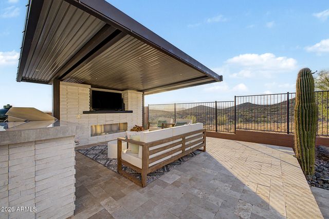 2554 W SHINNECOCK Way, Phoenix, AZ 85086
