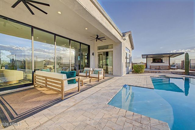 2554 W SHINNECOCK Way, Phoenix, AZ 85086