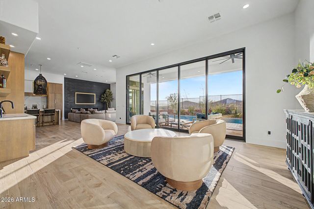 2554 W SHINNECOCK Way, Phoenix, AZ 85086