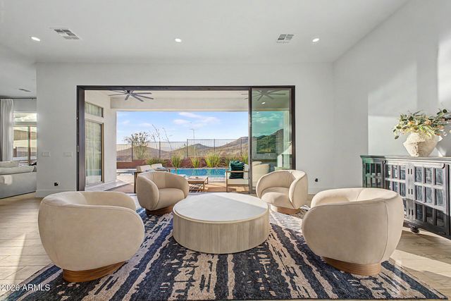 2554 W SHINNECOCK Way, Phoenix, AZ 85086