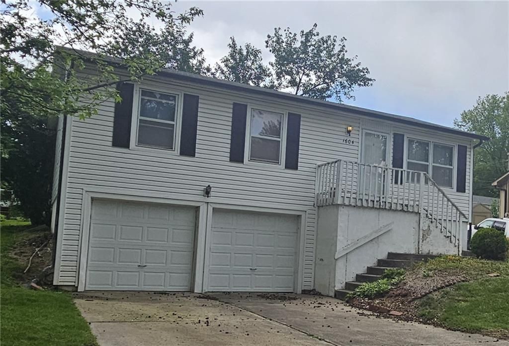 1604 N Emery Street, Independence, MO 64050