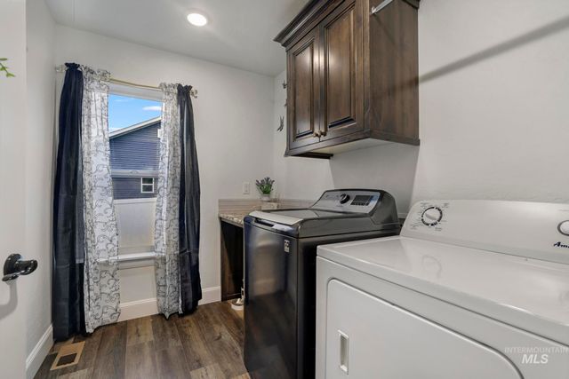 1240 Kimberly Meadows Rd, Kimberly, ID 83341