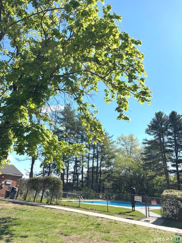 1250 Farmington Avenue C, Farmington, CT 06032