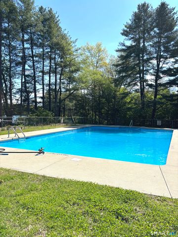 1250 Farmington Avenue C, Farmington, CT 06032