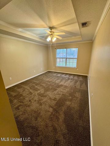 8133 Rue Hollifield, Ocean Springs, MS 39564