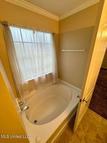 8133 Rue Hollifield, Ocean Springs, MS 39564