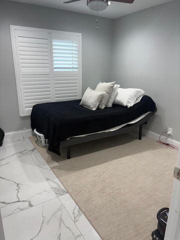 18255 181st Circle S, Boca Raton, FL 33498