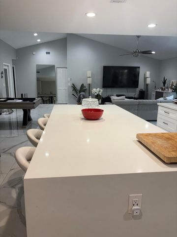 18255 181st Circle S, Boca Raton, FL 33498