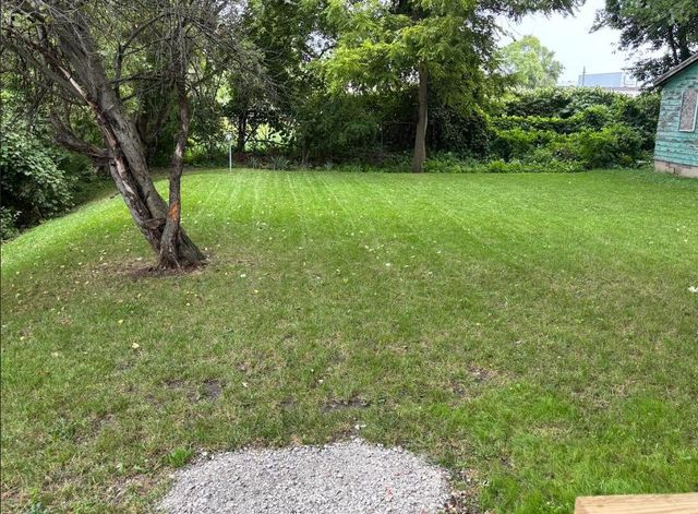 202 W Mosel Avenue, Kalamazoo, MI 49004