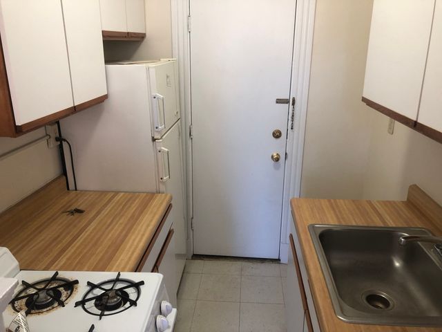 1 Craigie 38, Cambridge, MA 02138